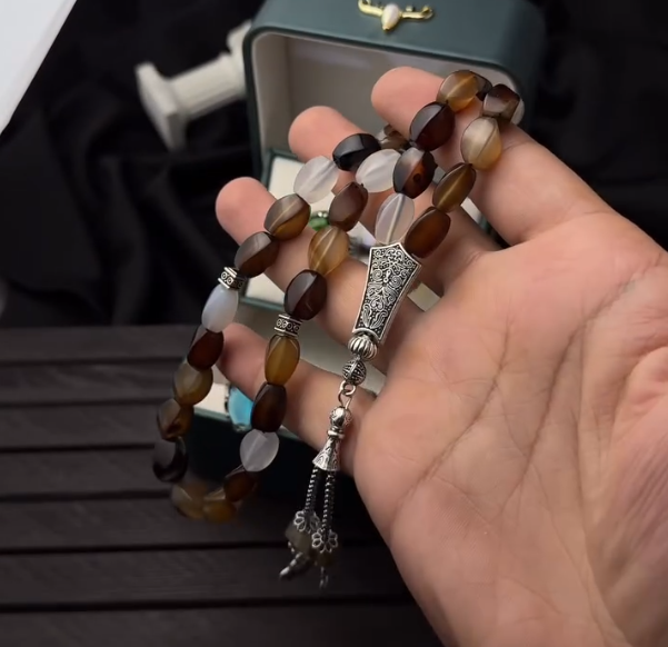 Natural Agate Aqeeq gem Stone 33 Beads Tasbih  - With Rings