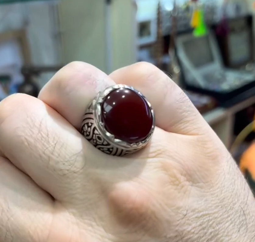 REBUY Red Bracelet Stone With REBUY Ring