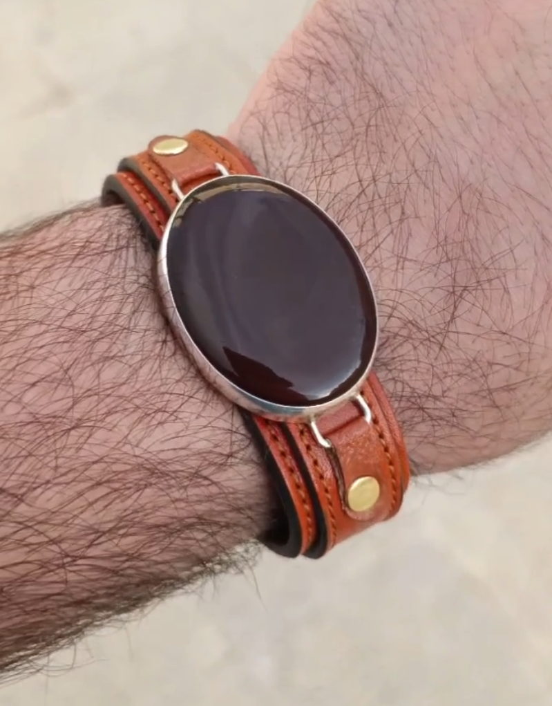 Miracle Red Agate Natural Stone Ring With Red Aqeeq Bracelet (Hifazat ka Pathar)