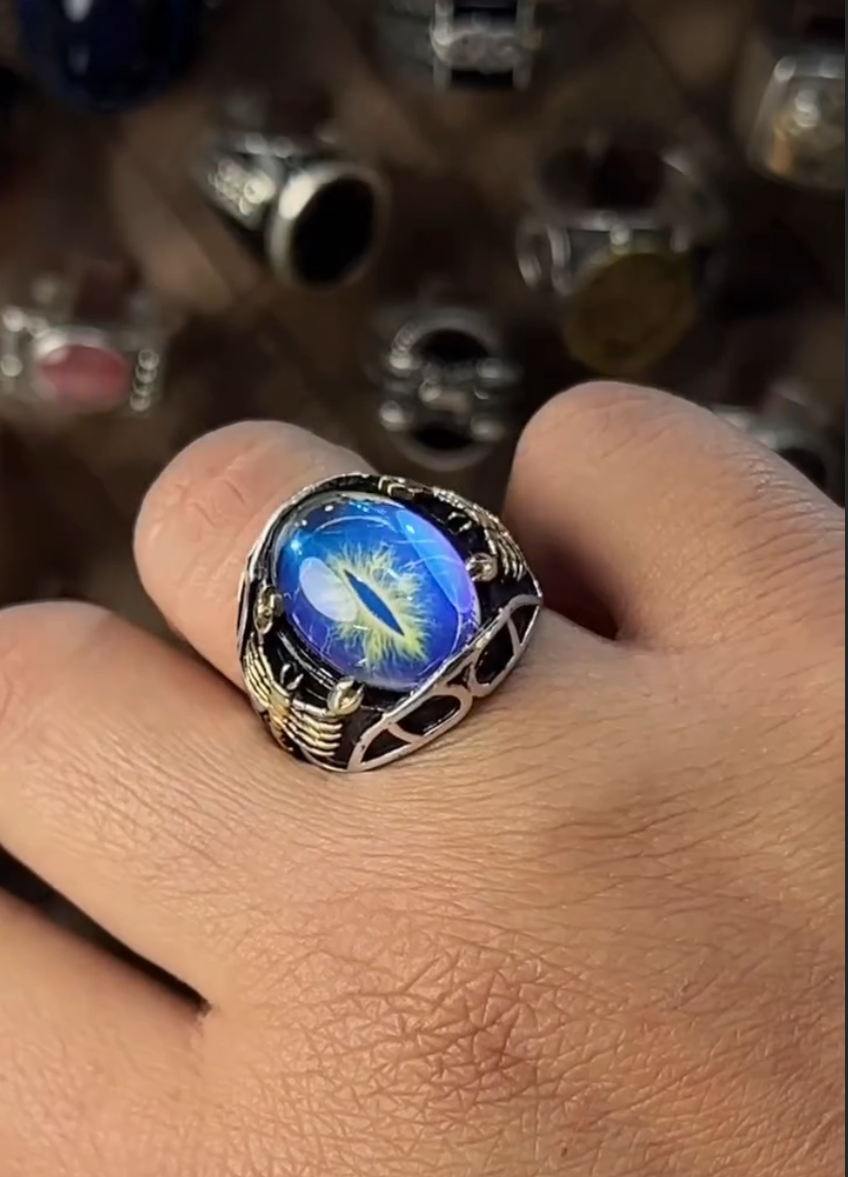 Oval Dragon Eye RPG DND Scorpion Cosplay Ring VVIP Ring